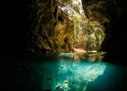 开云体育中国-团队荣耀与个人辉煌，凯尔特人击败开拓者，布克总决赛接管比赛的双重奏