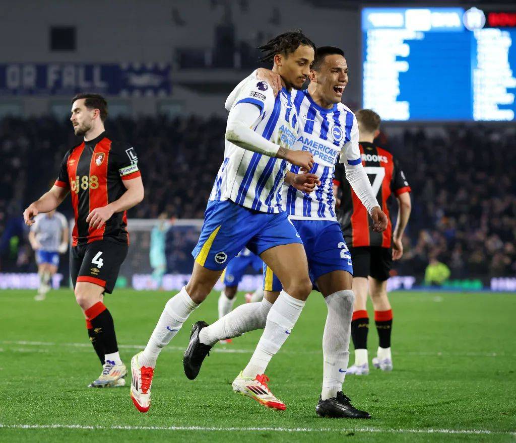 包含切尔西对阵南安普顿：争夺前四的词条