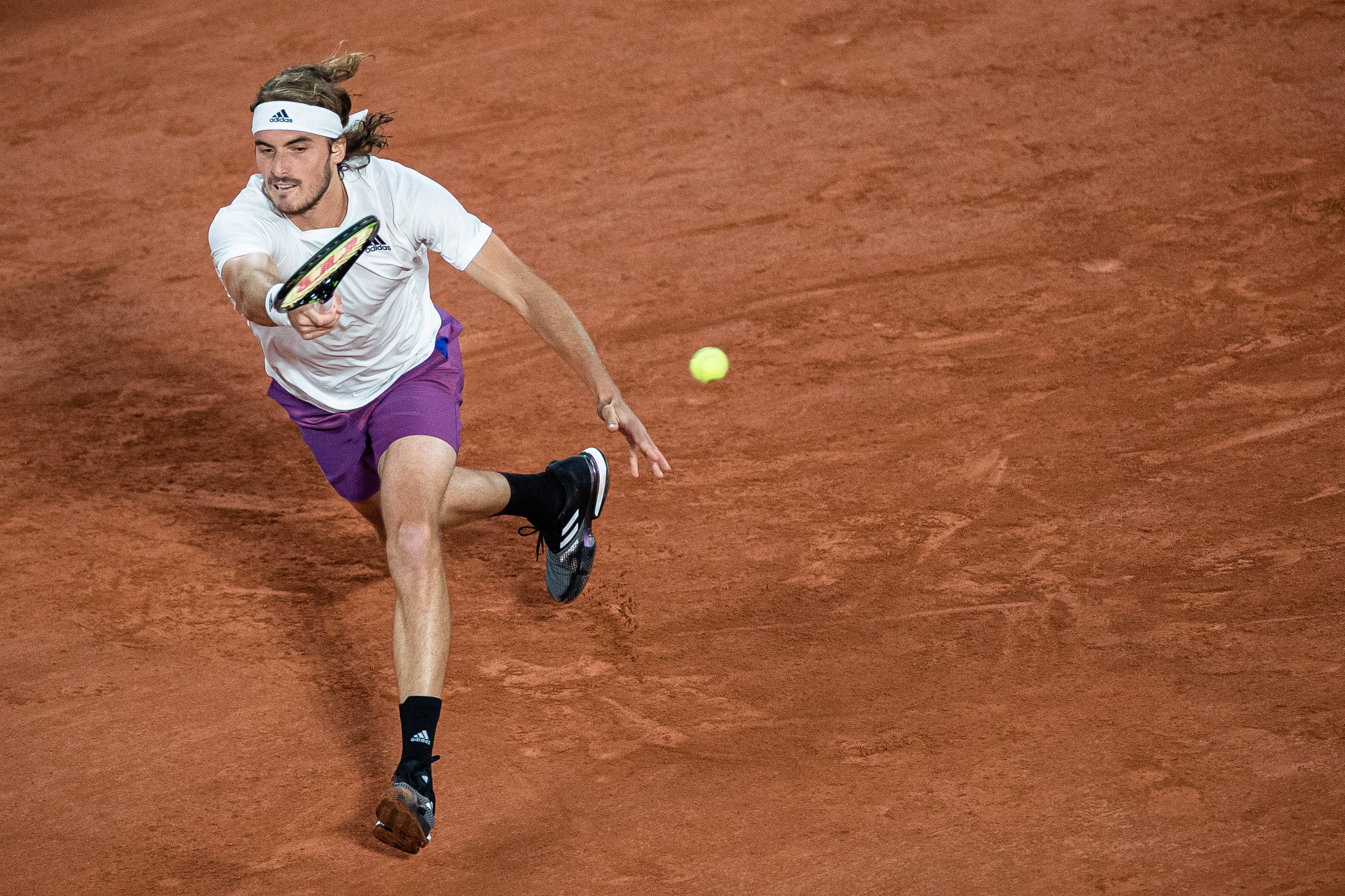 美网力克法网，西西帕斯带队取胜