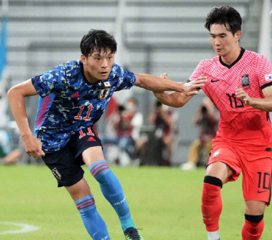 韩国队轻取日本队，安赛龙刷新纪录